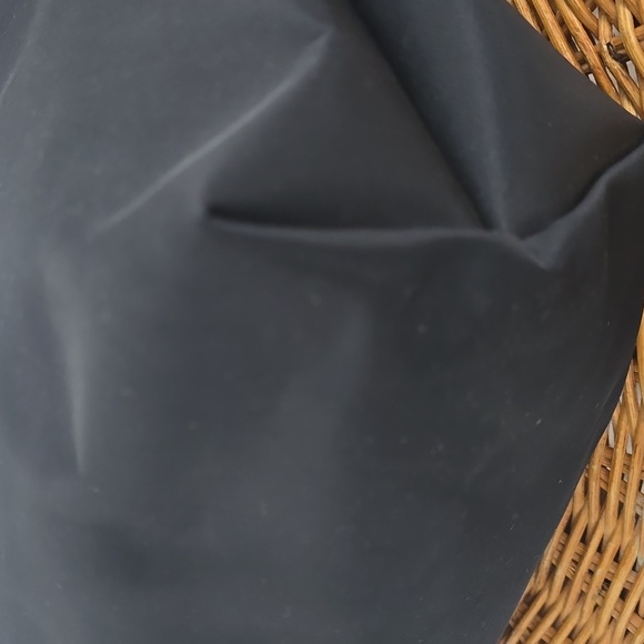 LONGCHAMP LE PLIAGE Tote IN BLACK COLOR - Picture 12 of 16